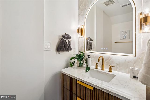 1832 FLORIDA AVE NW, Washington, DC 20009