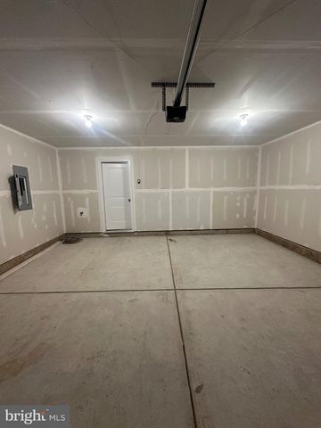 17 ATKINS DR, Bridgeport, PA 19405