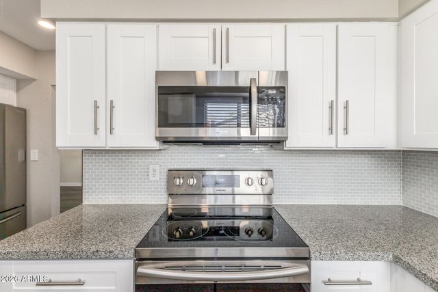 815 W VILLA MARIA Drive, Phoenix, AZ 85023