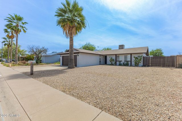 815 W VILLA MARIA Drive, Phoenix, AZ 85023