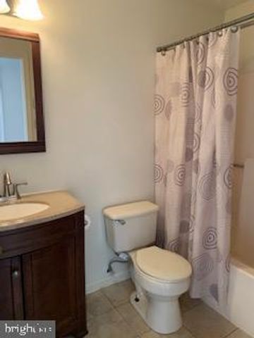 236 SOMERSET DR, Stephens City, VA 22655