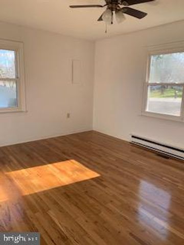236 SOMERSET DR, Stephens City, VA 22655