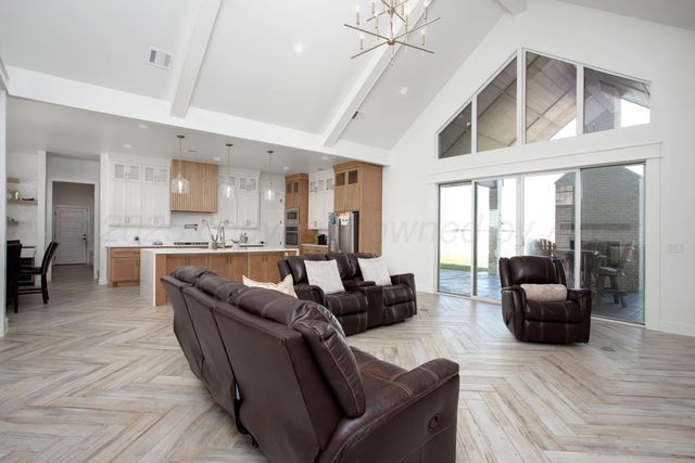 9800 Barton Springs Drive, Amarillo, TX 79119