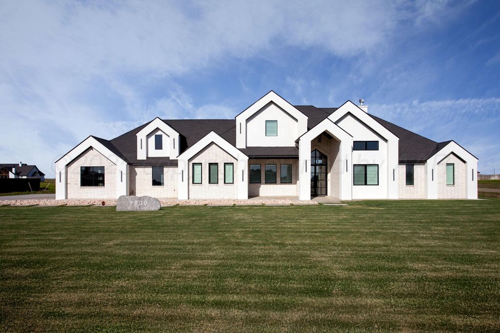 9800 Barton Springs Drive, Amarillo, TX 79119