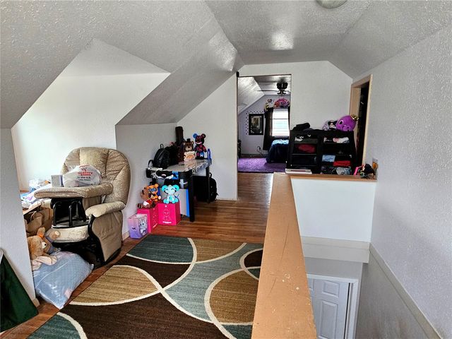 1416 9th Street NW, Cedar Rapids, IA 52405