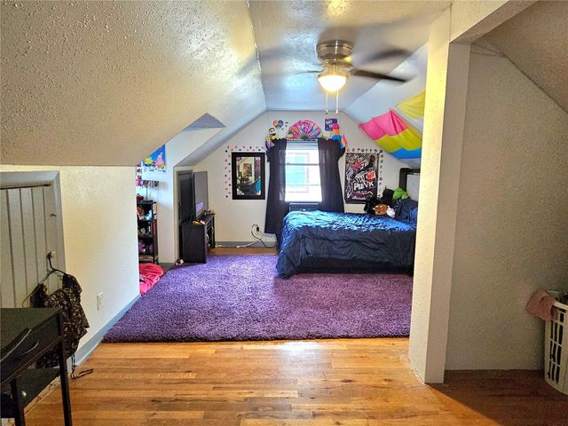 1416 9th Street NW, Cedar Rapids, IA 52405