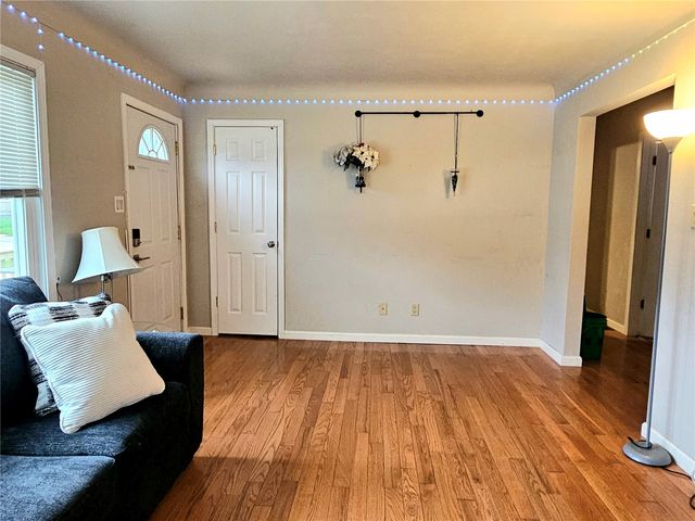 1416 9th Street NW, Cedar Rapids, IA 52405