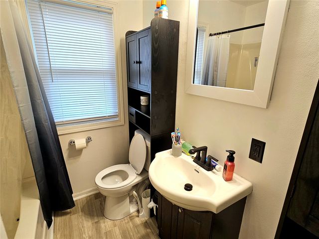 1416 9th Street NW, Cedar Rapids, IA 52405
