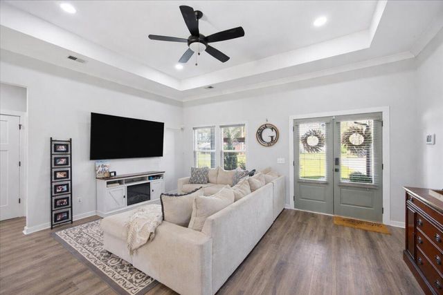 198 Quaker Street, Saint George, SC 29477