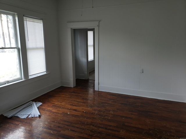 208 Rutherford Place, Pine Bluff, AR 71601