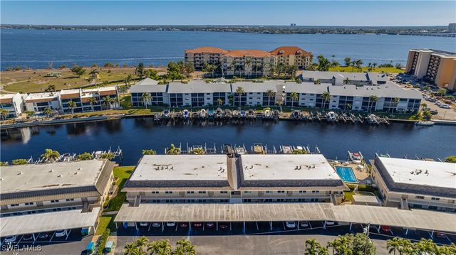 4229 SE 19th PL 1D, Cape Coral, FL 33904