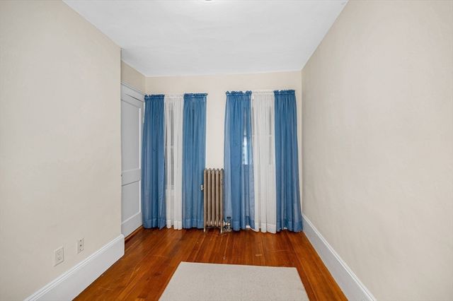 77 Hawthorn Street, Lowell, MA 01851