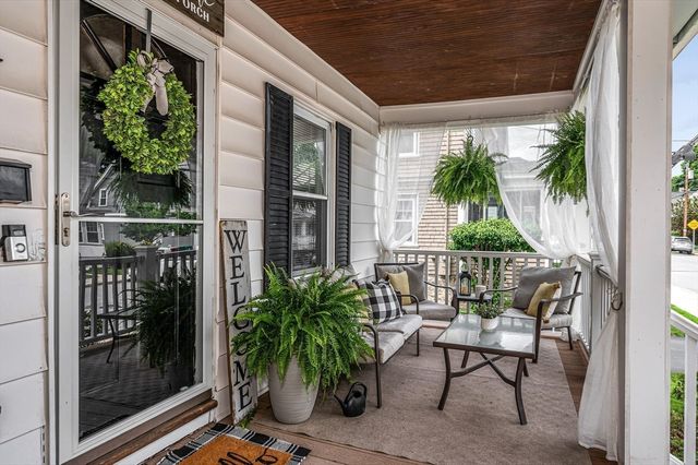 77 Hawthorn Street, Lowell, MA 01851