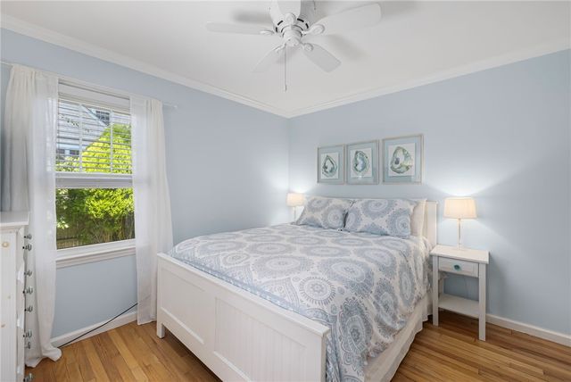 133 Carroll Avenue, Newport, RI 02840