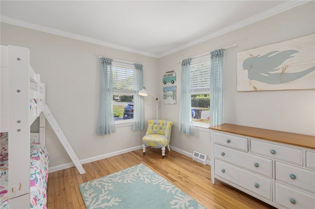 133 Carroll Avenue, Newport, RI 02840