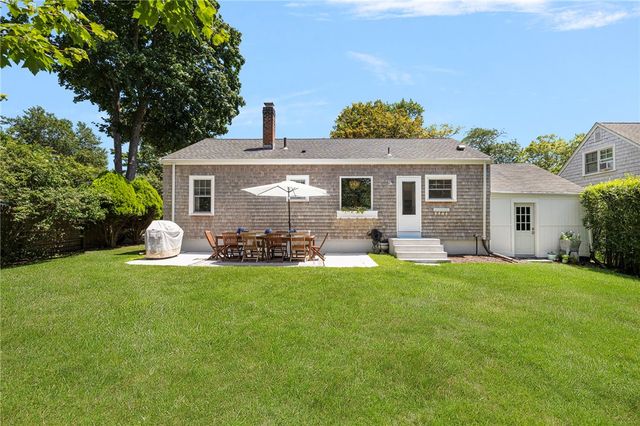 133 Carroll Avenue, Newport, RI 02840