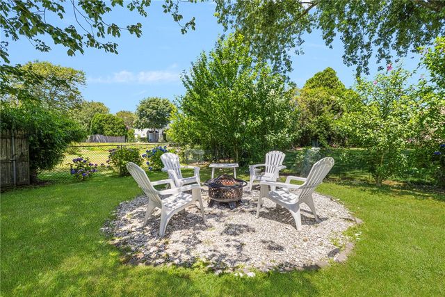 133 Carroll Avenue, Newport, RI 02840