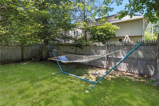 133 Carroll Avenue, Newport, RI 02840