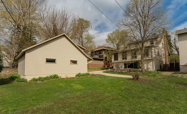 806 4th Street SW, Rochester, MN 55902