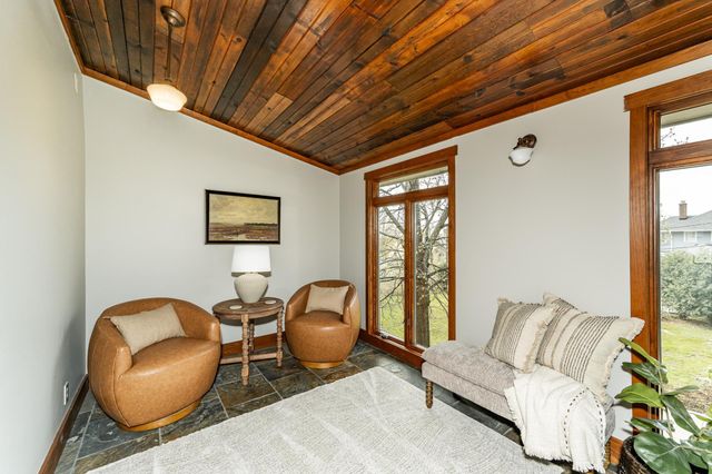 806 4th Street SW, Rochester, MN 55902
