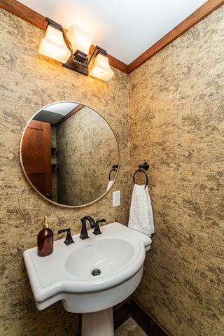 806 4th Street SW, Rochester, MN 55902