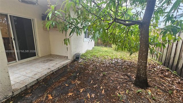 3520 NE 3rd Dr, Homestead, FL 33033