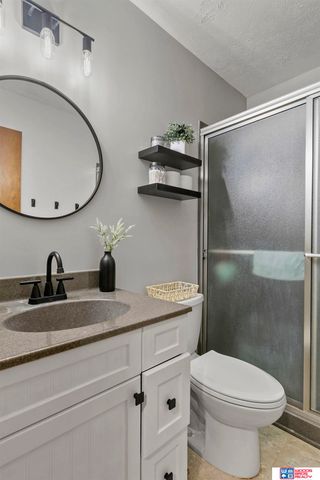 2305 Wildwood Place, Lincoln, NE 68512
