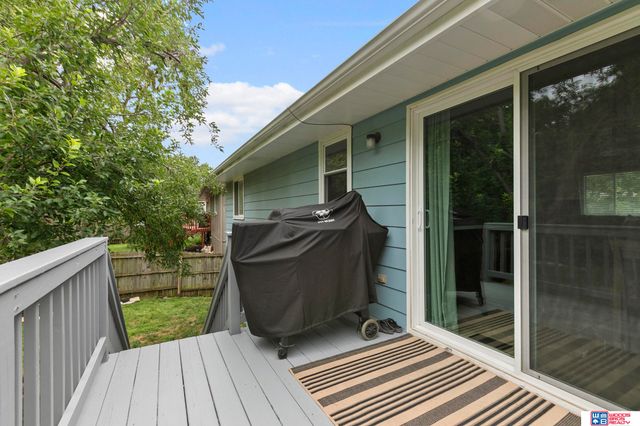 2305 Wildwood Place, Lincoln, NE 68512