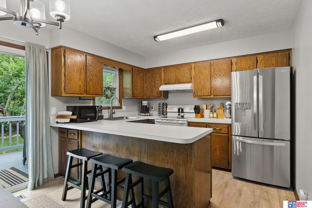 2305 Wildwood Place, Lincoln, NE 68512