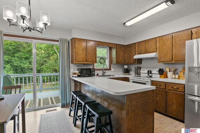 2305 Wildwood Place, Lincoln, NE 68512