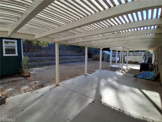 566 E Avenue R8, Palmdale, CA 93550