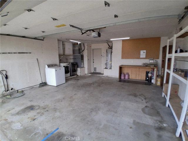 566 E Avenue R8, Palmdale, CA 93550