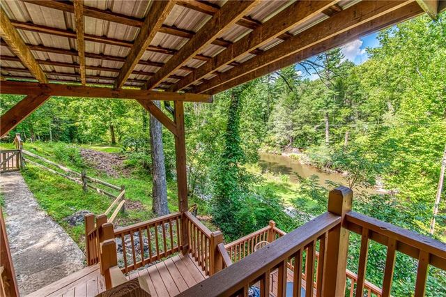 55 River Bend Lane, Blue Ridge, GA 30513