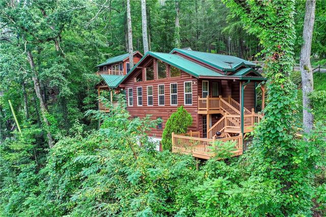 55 River Bend Lane, Blue Ridge, GA 30513