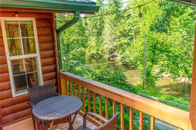 55 River Bend Lane, Blue Ridge, GA 30513