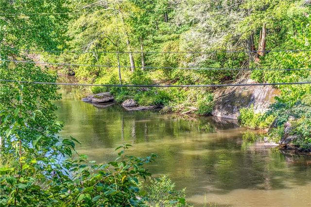 55 River Bend Lane, Blue Ridge, GA 30513