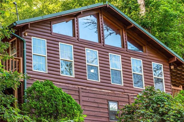 55 River Bend Lane, Blue Ridge, GA 30513