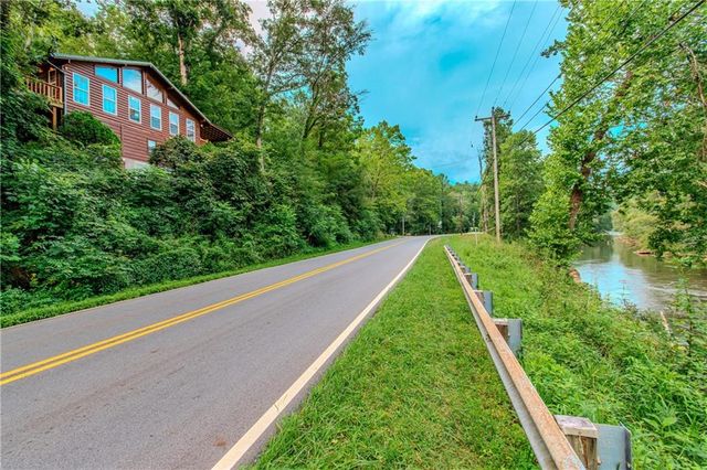 55 River Bend Lane, Blue Ridge, GA 30513