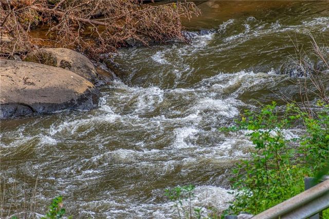 55 River Bend Lane, Blue Ridge, GA 30513