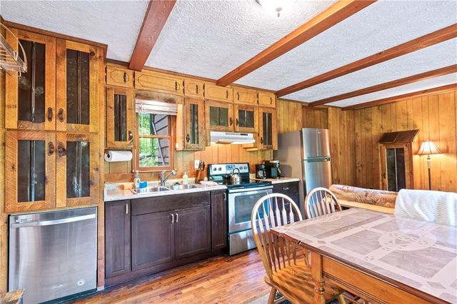 55 River Bend Lane, Blue Ridge, GA 30513