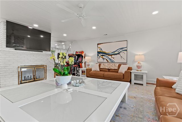 1402 6th Avenue, Tybee Island, GA 31328