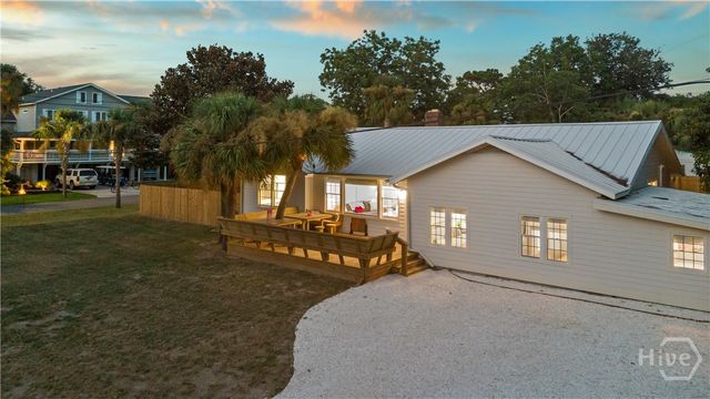 1402 6th Avenue, Tybee Island, GA 31328