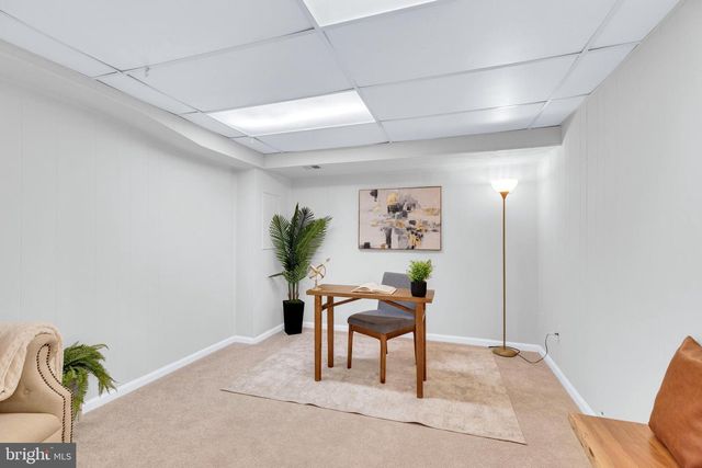 9984 WHITEWATER DR, Burke, VA 22015