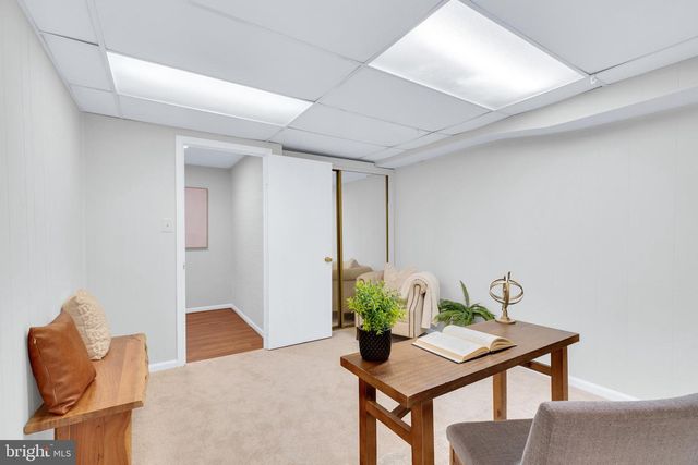 9984 WHITEWATER DR, Burke, VA 22015