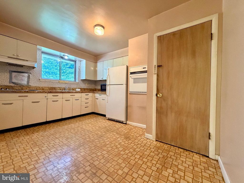 370 HILLSIDE RD, KING OF PRUSSIA, PA 19406 — photo 5