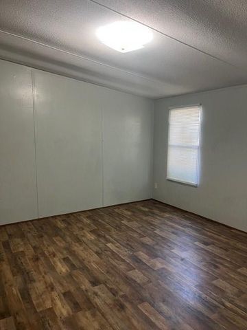 15182 Paradise Cove, Willis, TX 77318