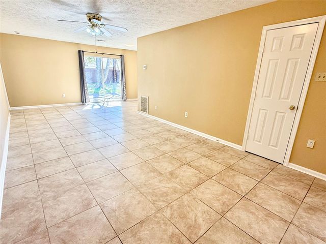 1809 Capri Lane, Seabrook, TX 77586