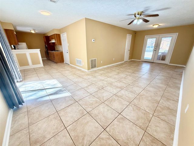 1809 Capri Lane, Seabrook, TX 77586