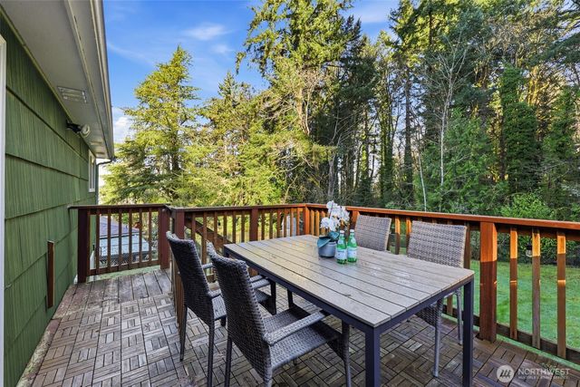 4364 151st Avenue SE, Bellevue, WA 98006