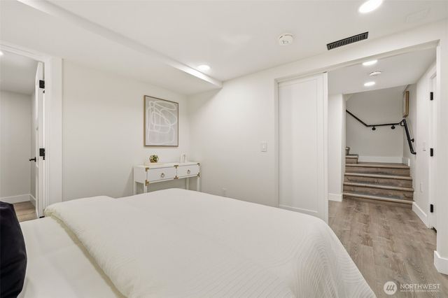 4364 151st Avenue SE, Bellevue, WA 98006